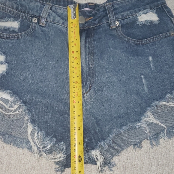 SUPRE high waisted jean shorts - Picture 4 of 4